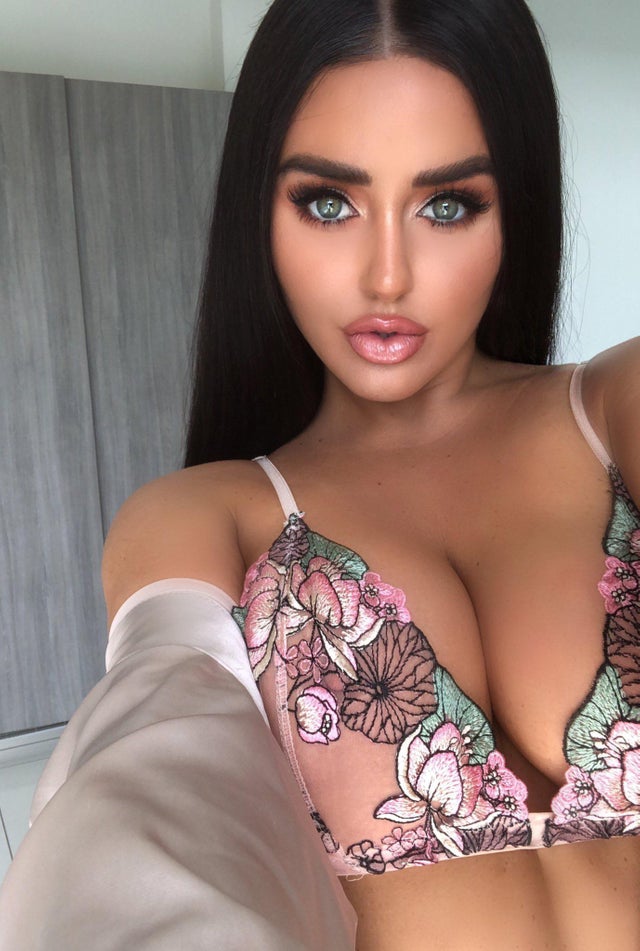Abigail Ratchford Nude (9)