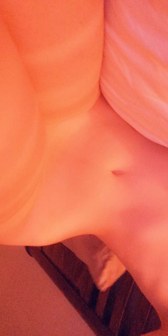 Belle Delphine Nude Shaved Pussy Snapchat Photos Leaked (8)