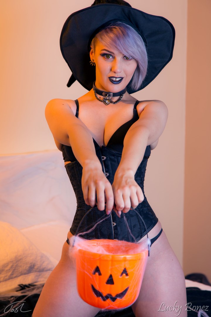 Lucky Bonez Lewd Patreon Photos (37)