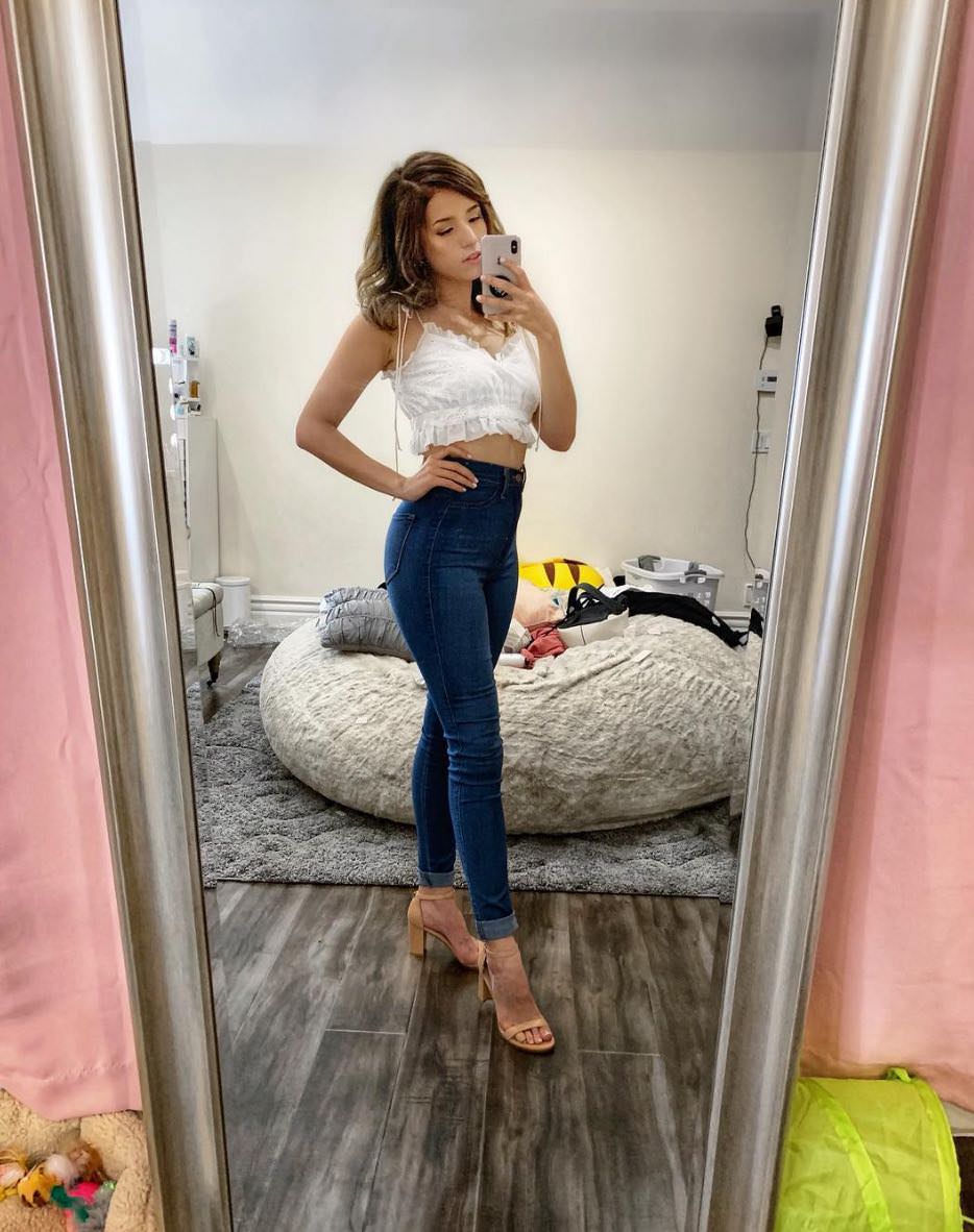 Pokimane nude cam